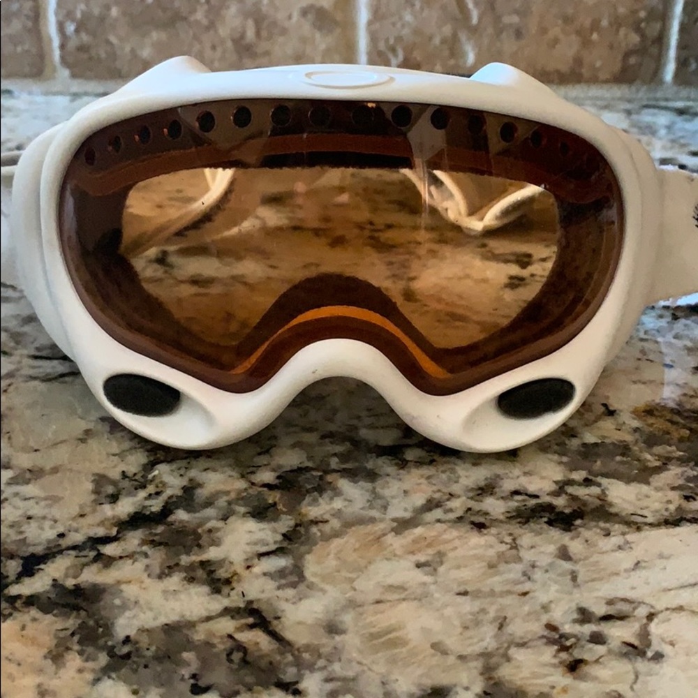 COPY - Oakley ski/snowboard googles
